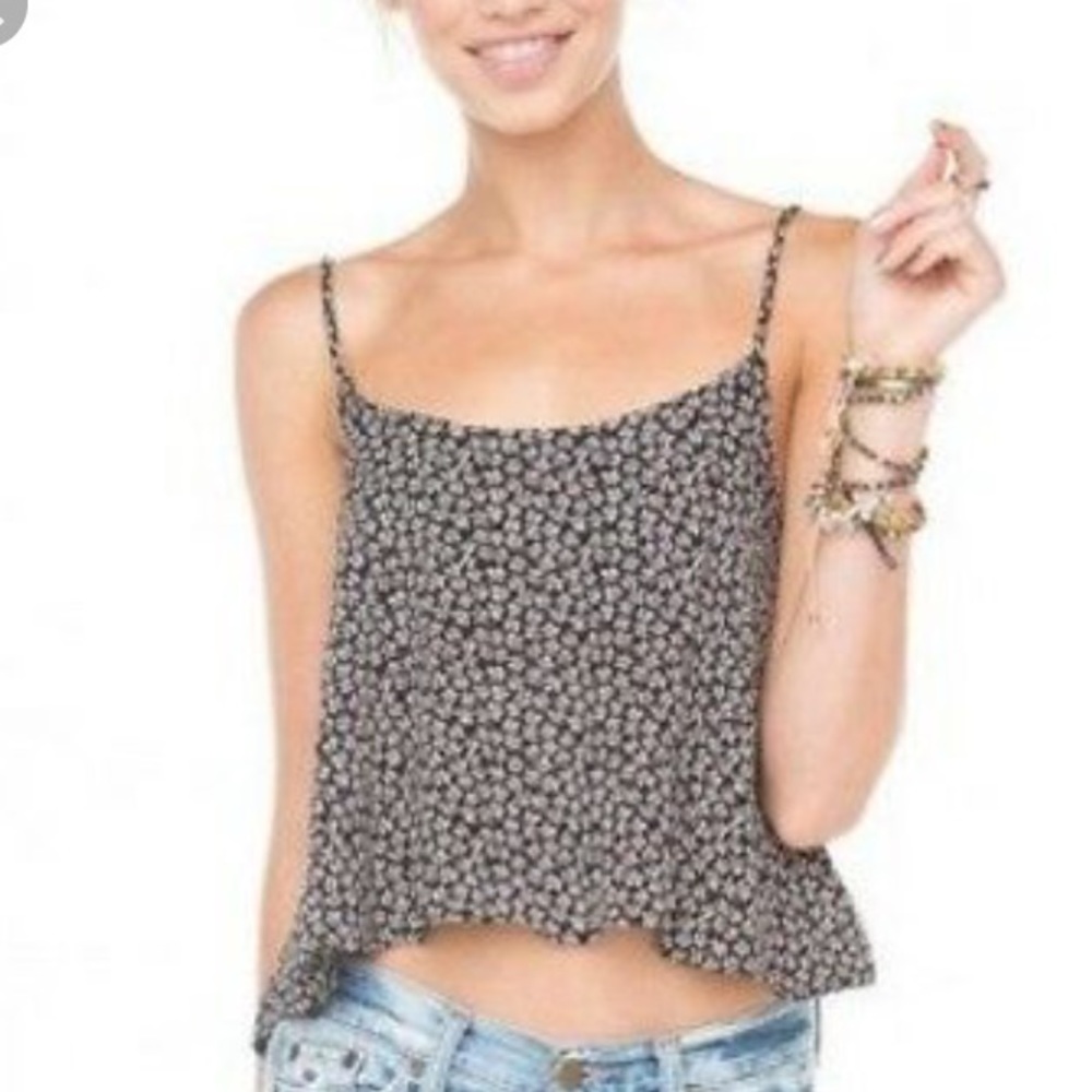 ♡ Brandy Melville Jacqueline Floral Tank ♡